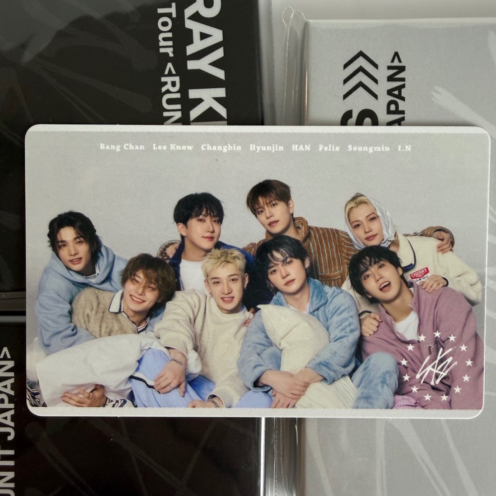 STRAY KIDS GROUP Run It Japan World Tour Photo Card